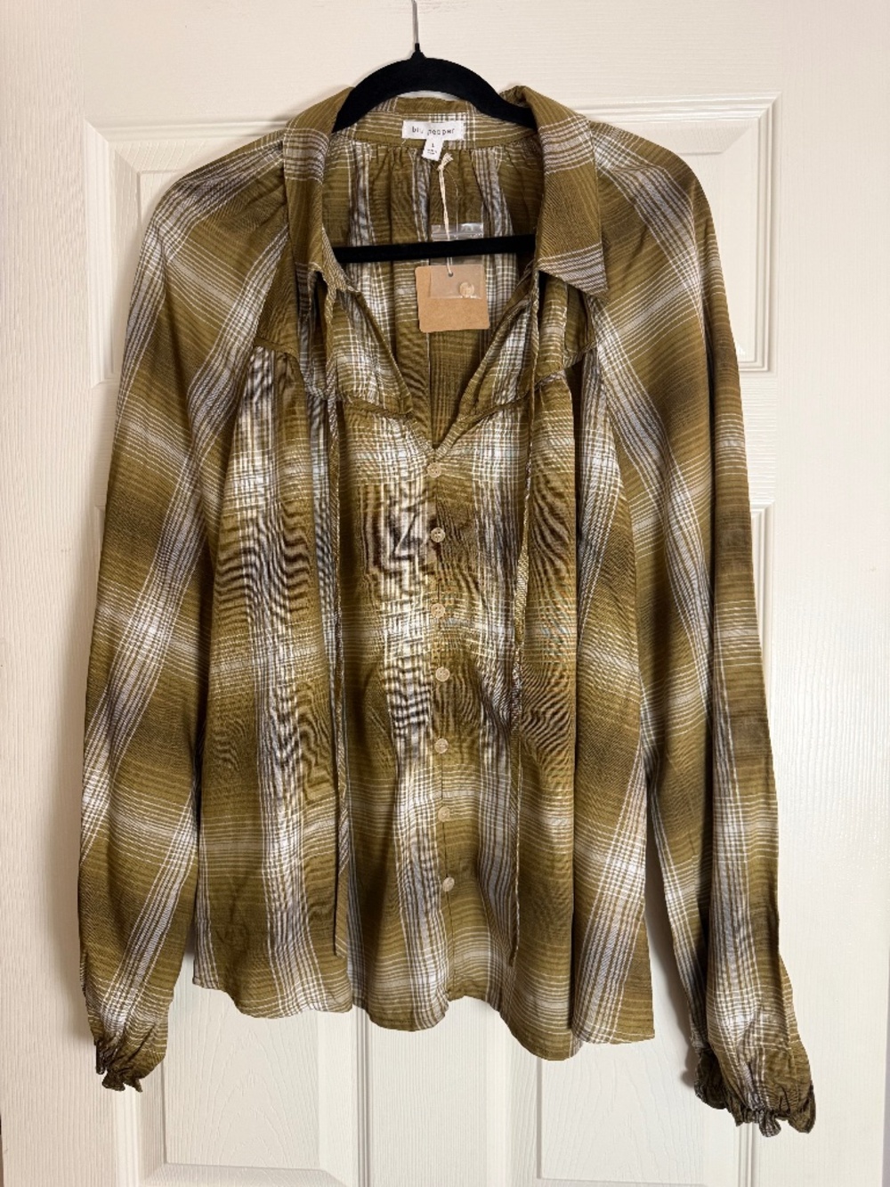 NWT Blu Pepper Olive Plaid Ruffle Tie Neck Balloon Sleeve Blouse L